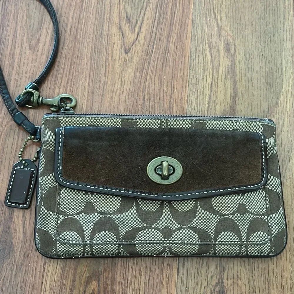 Coach large Classic wristlet pouch handbag brown